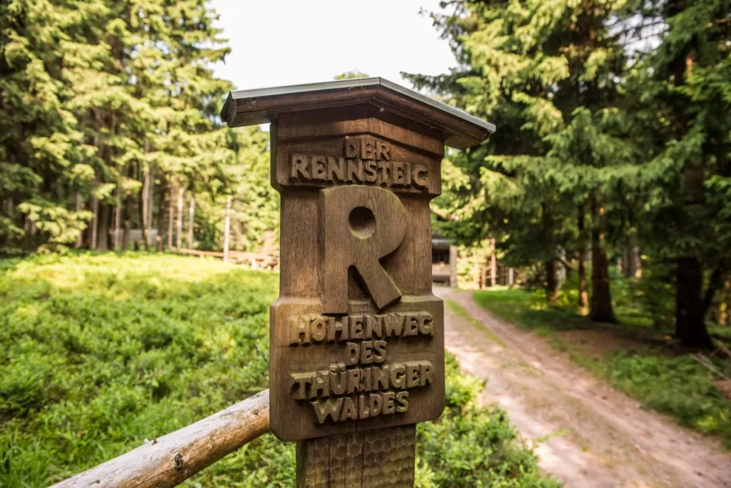 rennsteig schild ferienhaus lichtung5